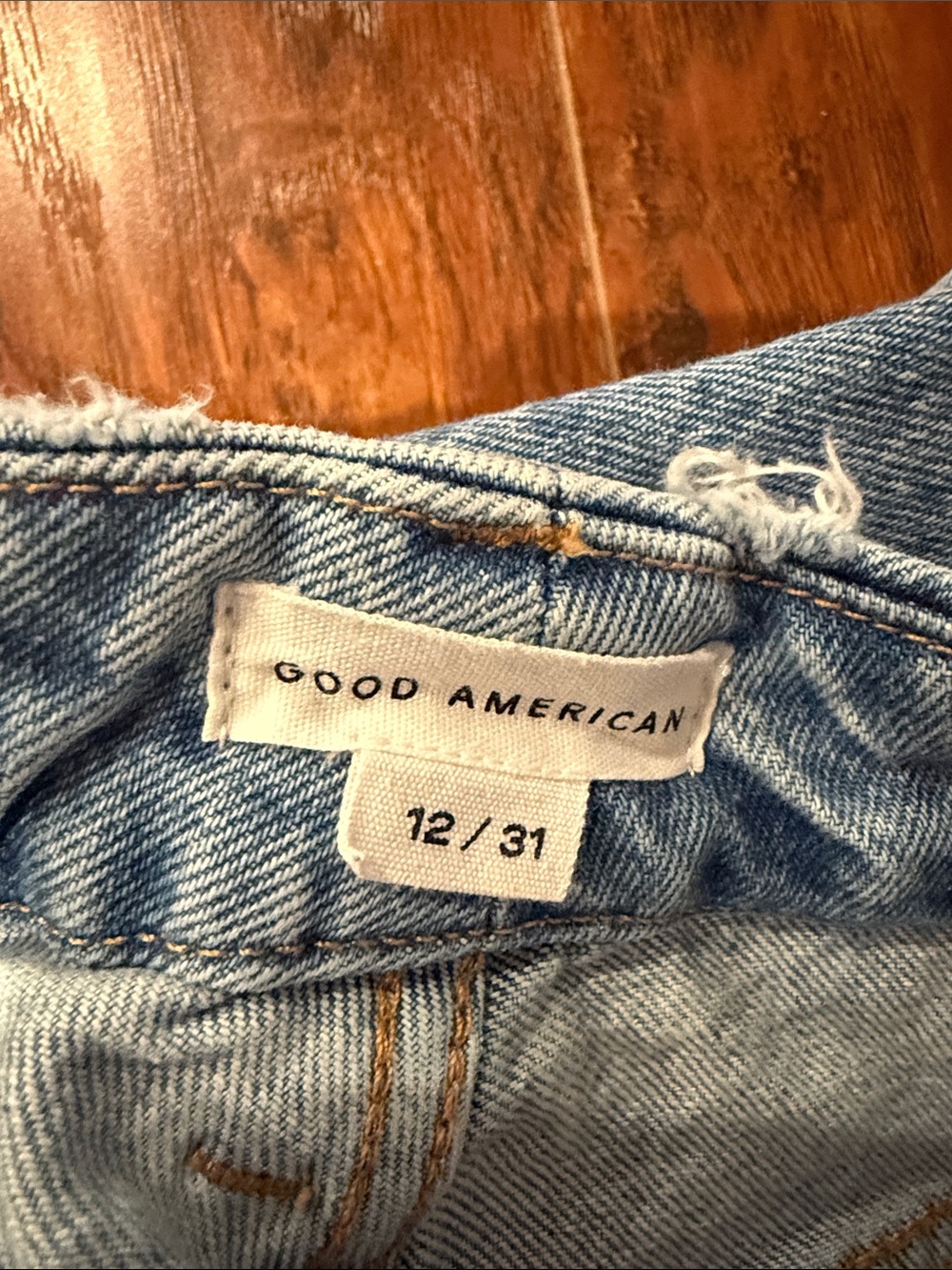 Good American Light Blue Straight Leg Jeans with Frayed Hem - Picture 2 of 2